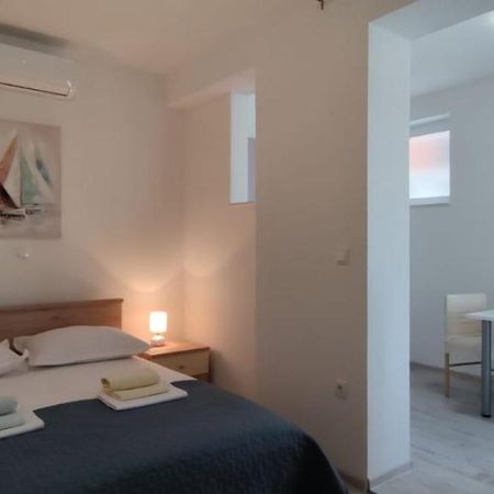 Studio Apartman Ana Lägenhet Makarska Exteriör bild